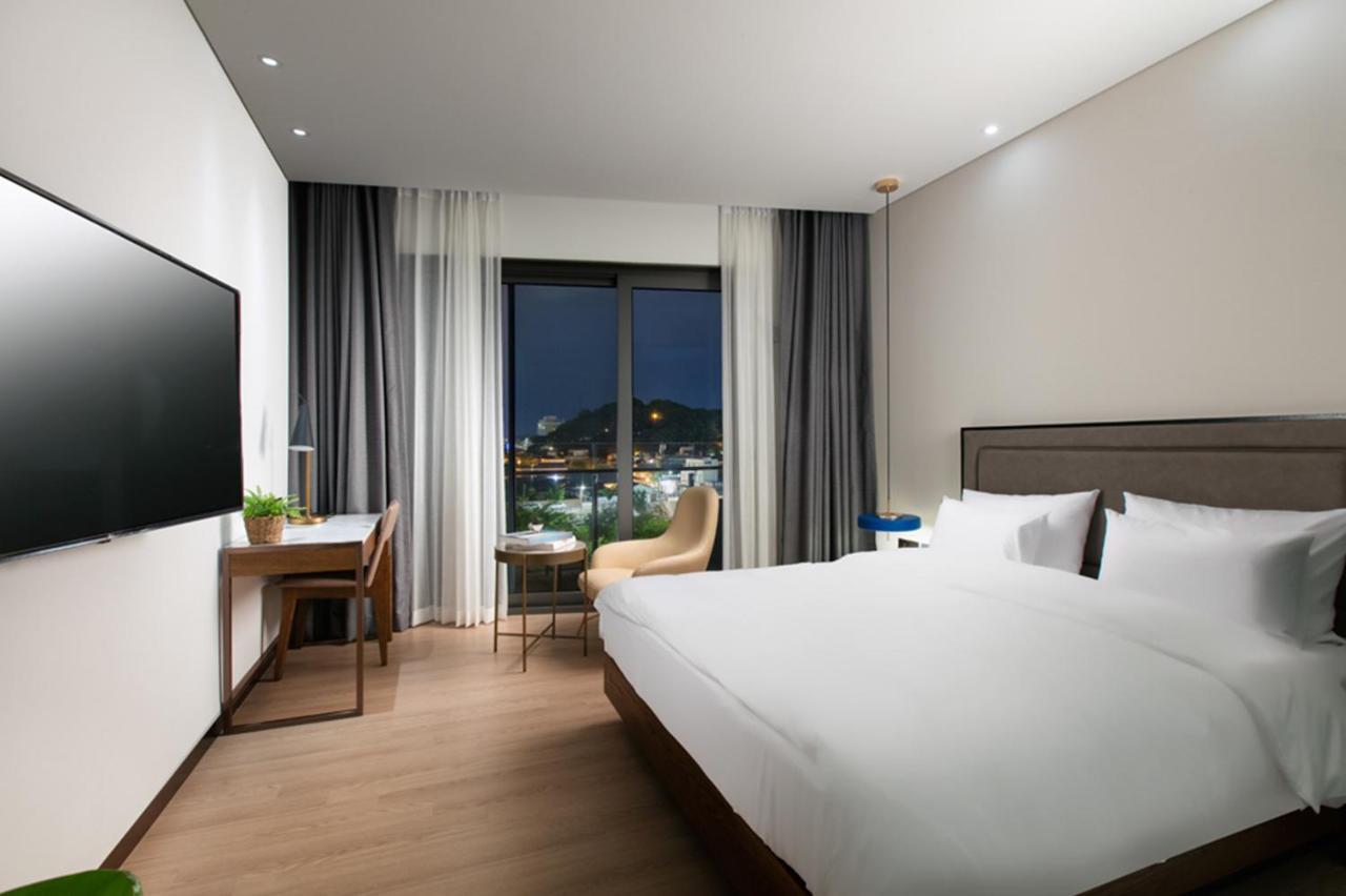 N Bridge Hotel Jeon Ju Чонджу Екстер'єр фото