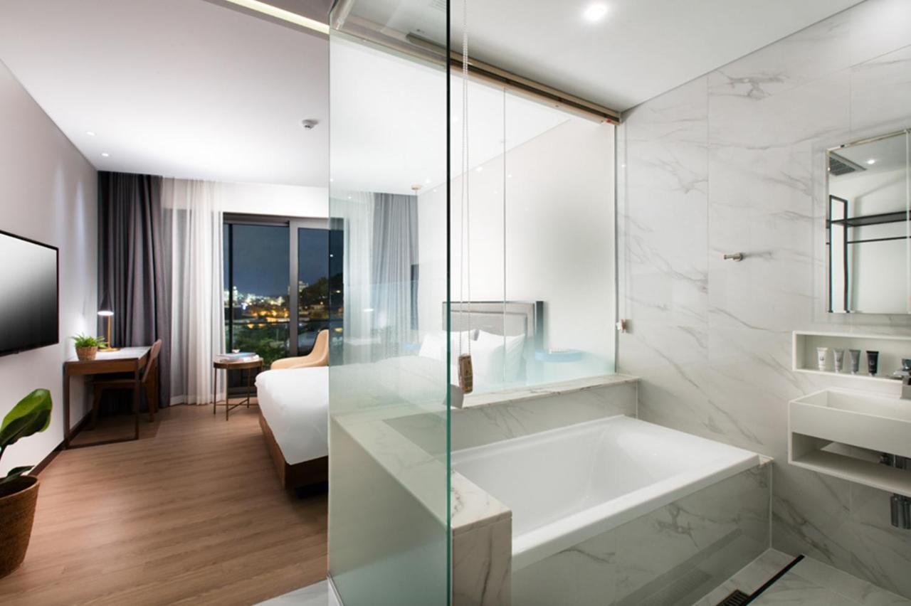 N Bridge Hotel Jeon Ju Чонджу Екстер'єр фото